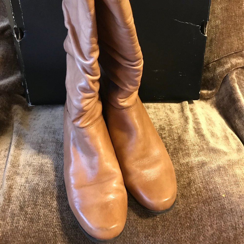 Liz & CO leather boots